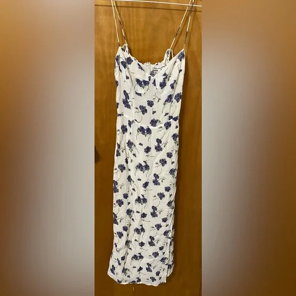 Reformation Emmie Dress - Picture 4 of 8